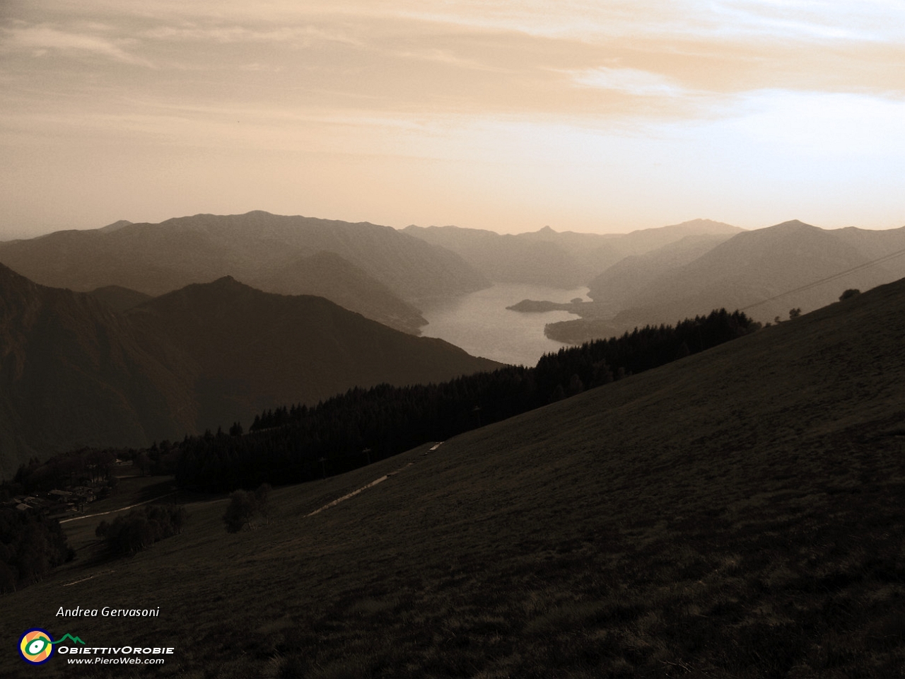 17 Alpe Giumello verso il tramonto.jpg